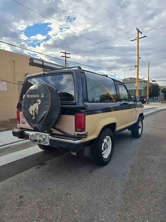 1987 Ford Bronco II - Image 4 of 12