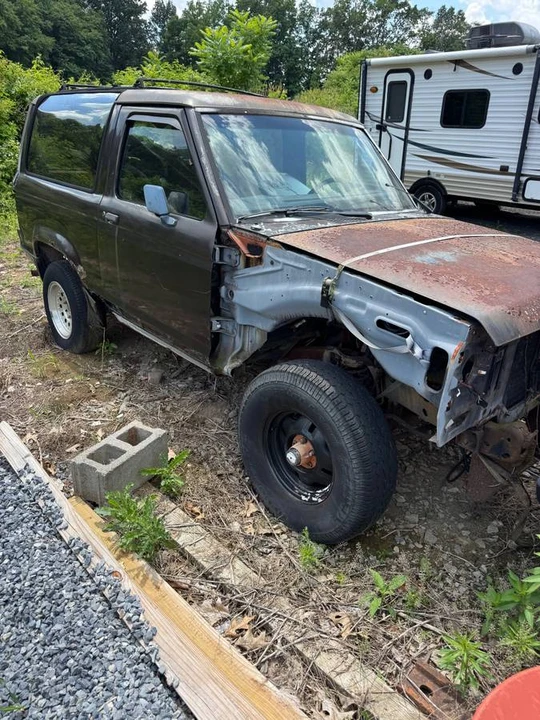1987 Ford Bronco II - Image 7 of 14