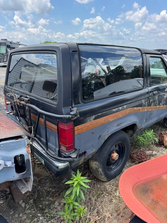 1987 Ford Bronco II - Image 8 of 14