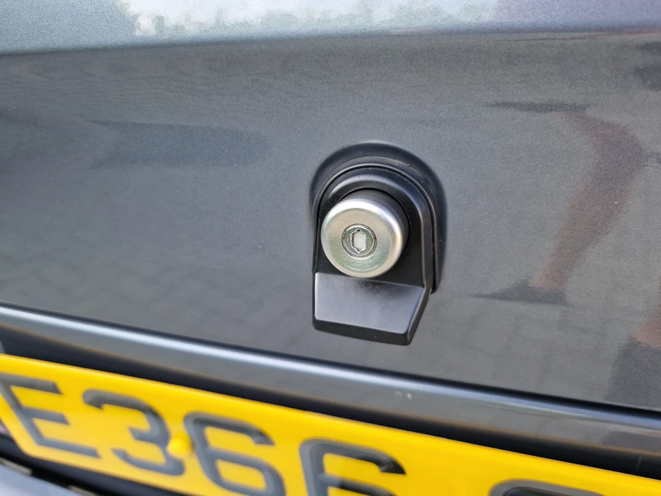 1987 Ford Escort - Image 26 of 31