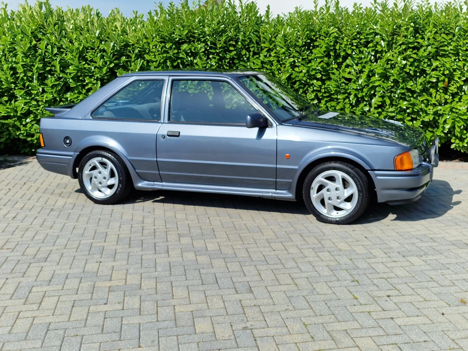 1987 Ford Escort - Image 13 of 31