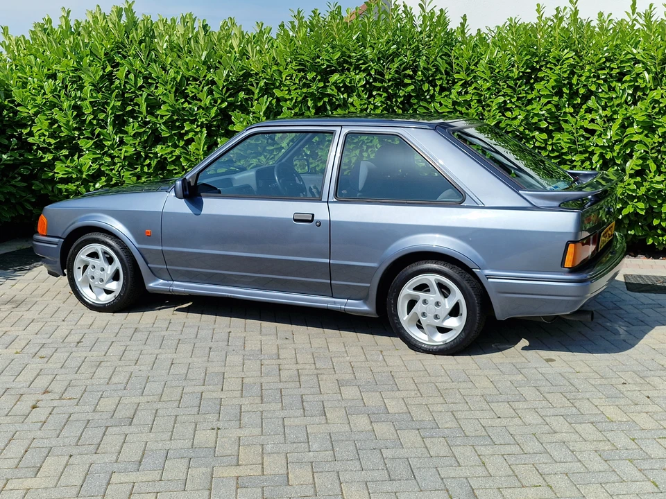 1987 Ford Escort - Image 17 of 31