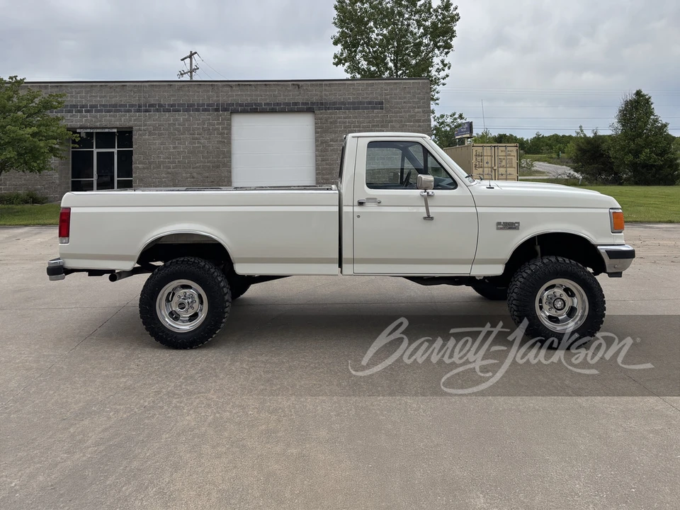 1987 Ford F-Series 8th Gen - Image 2 of 14