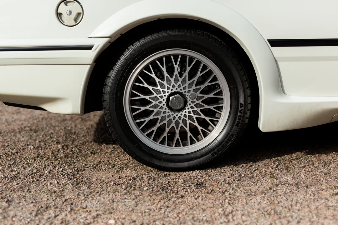 1987 Ford Sierra RS Cosworth - Image 29 of 31