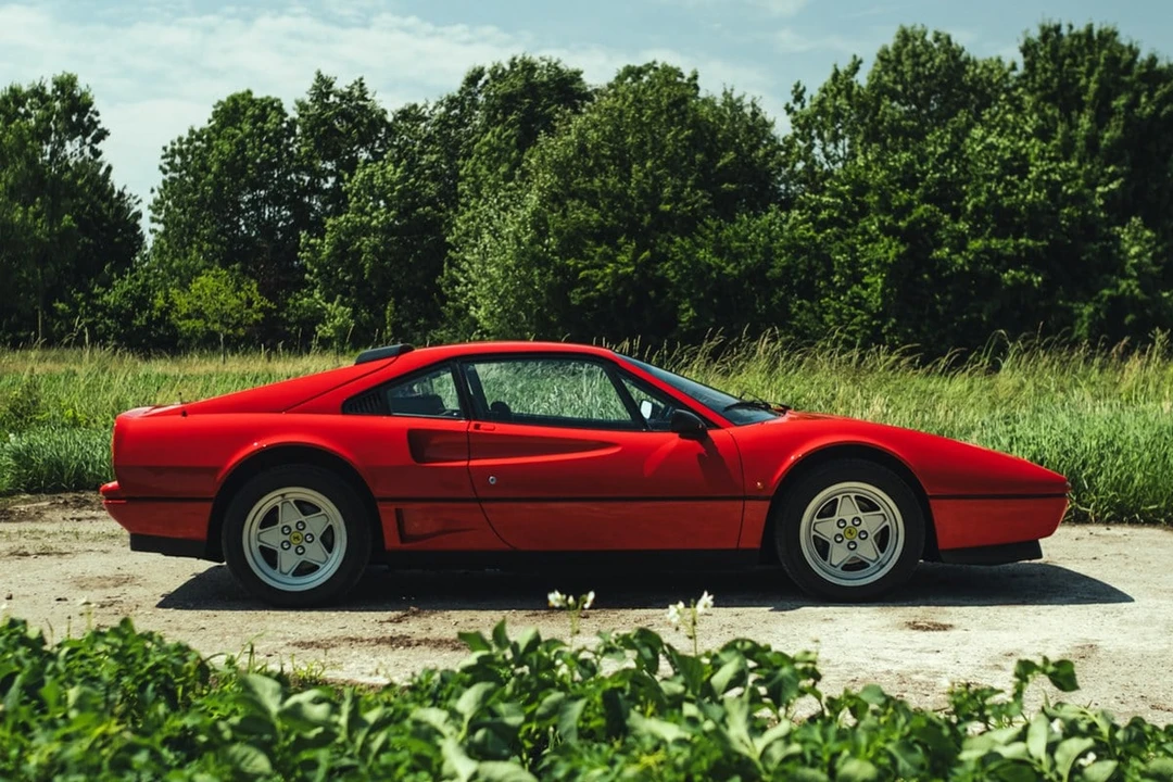 1987 Ferrari 308 GT4 - Image 7 of 30
