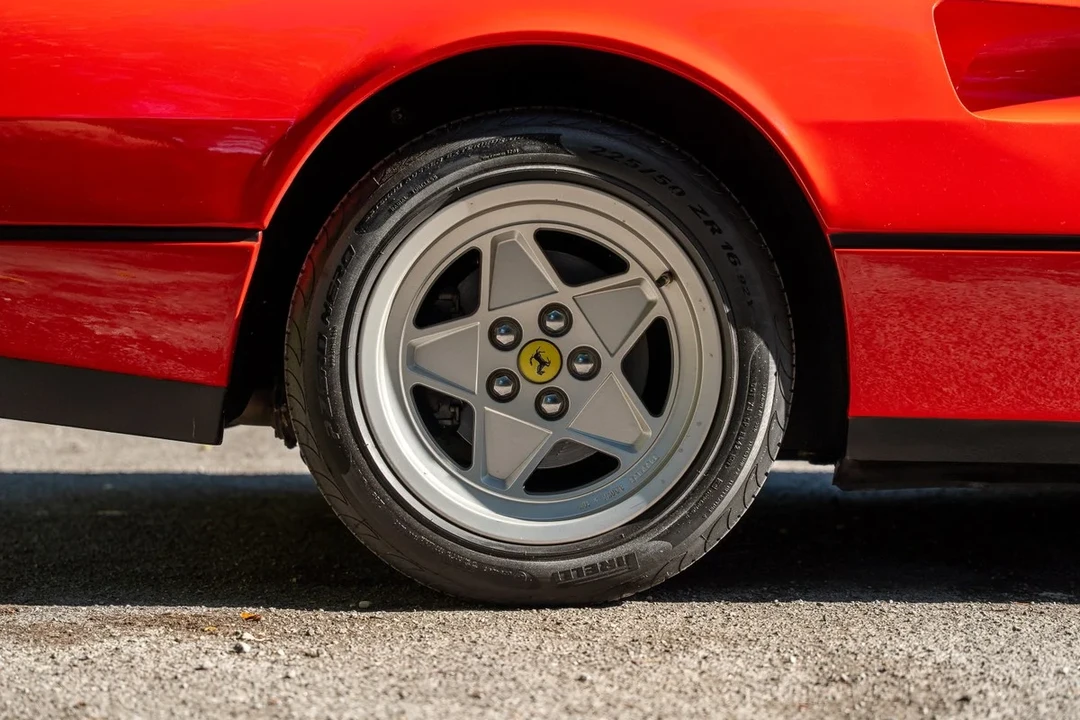 1987 Ferrari 328 GTB - Image 18 of 30