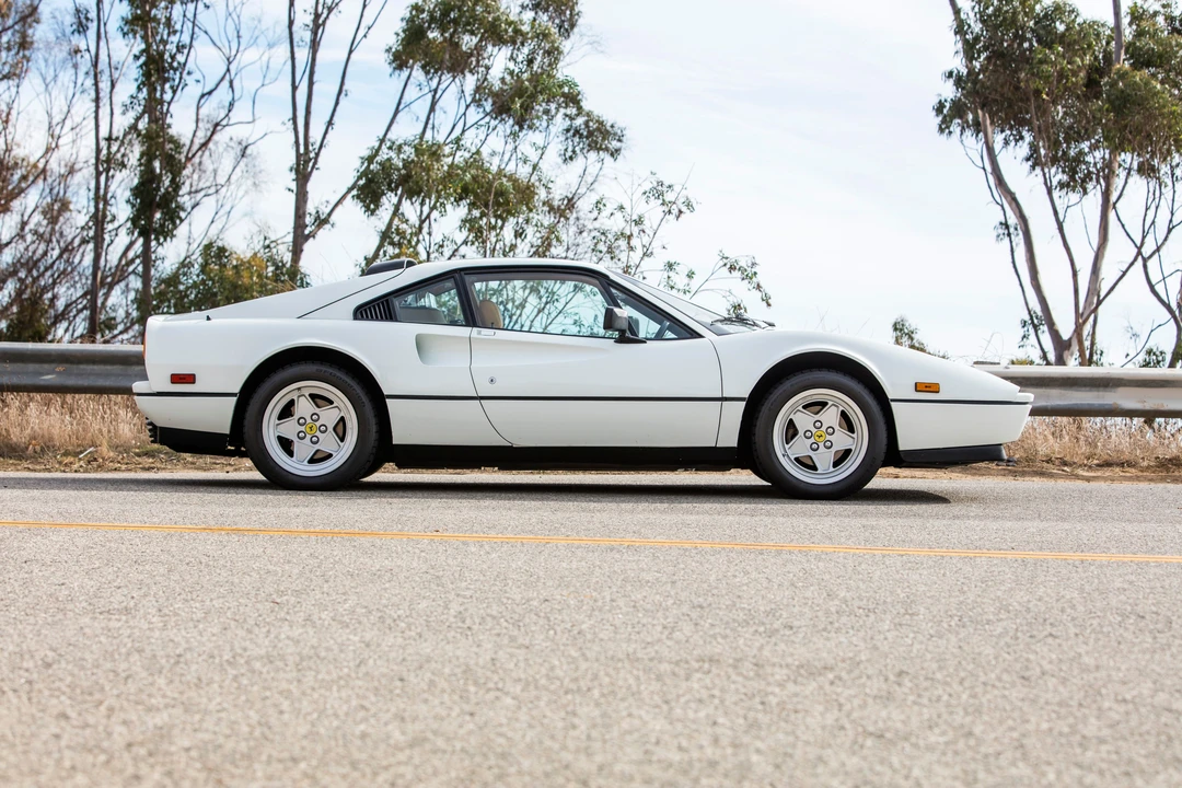 1987 Ferrari 328 GTB - Image 4 of 31