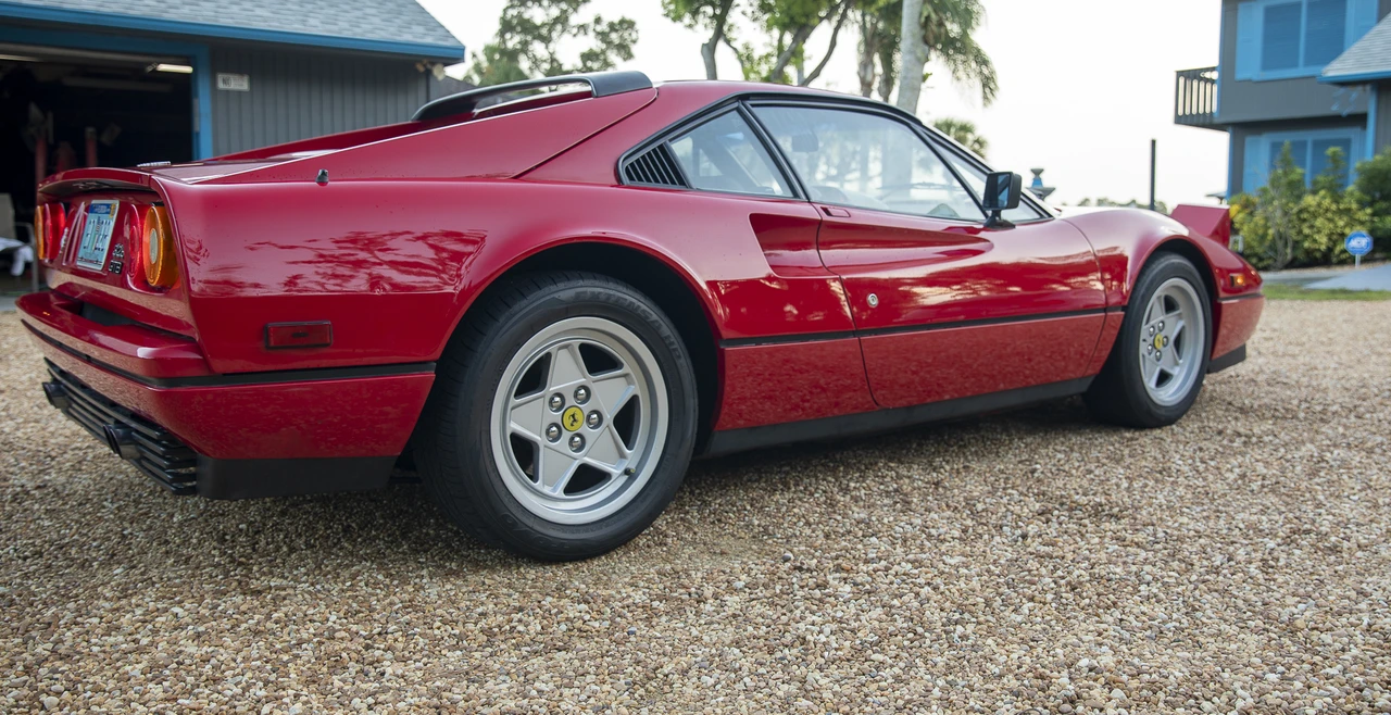 1987 Ferrari 328 GTB - Image 11 of 31