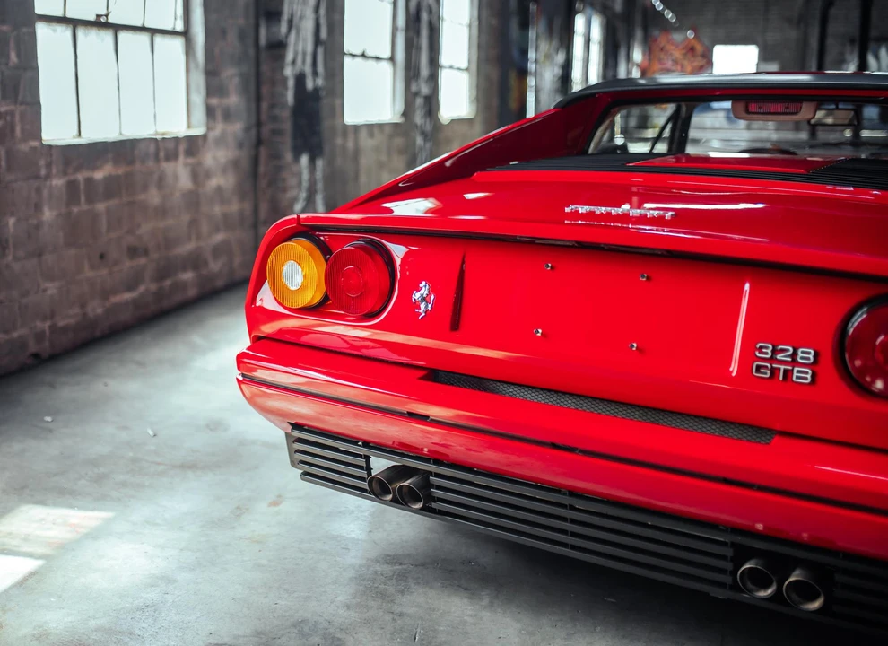 1987 Ferrari 328 GTB - Image 16 of 31