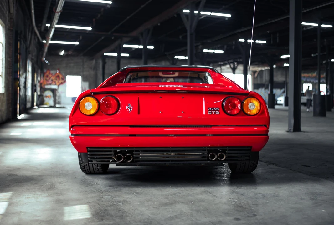 1987 Ferrari 328 GTB - Image 8 of 31