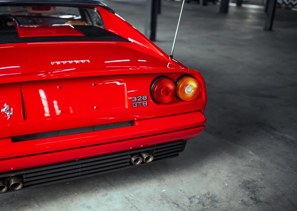 1987 Ferrari 328 GTB - Image 17 of 31