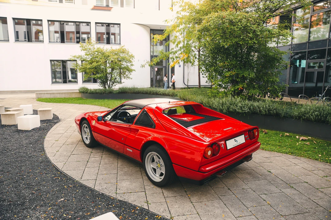 1987 Ferrari 328 GTS - Image 8 of 21