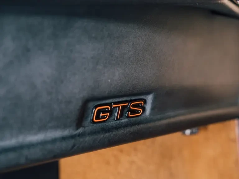 1987 Ferrari 328 GTS - Image 18 of 31