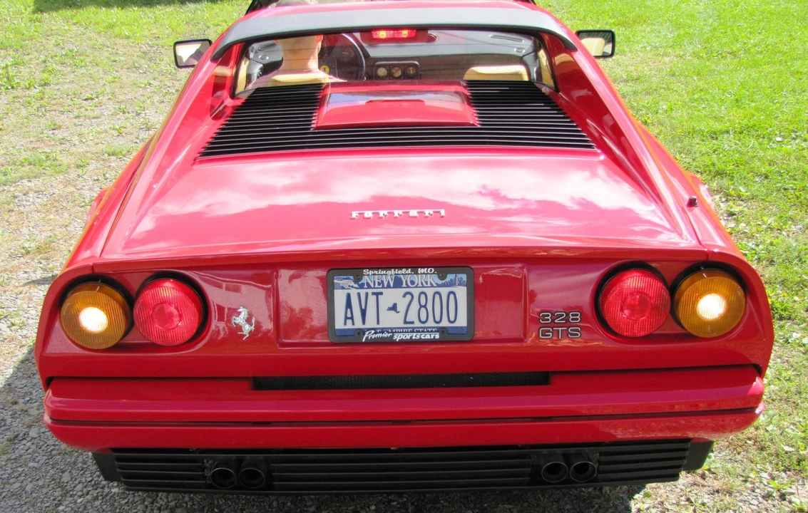 1987 Ferrari 328 GTS - Image 17 of 31
