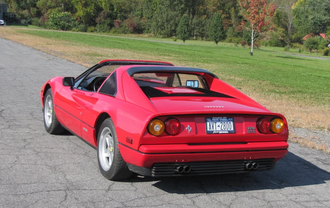 1987 Ferrari 328 GTS - Image 15 of 31