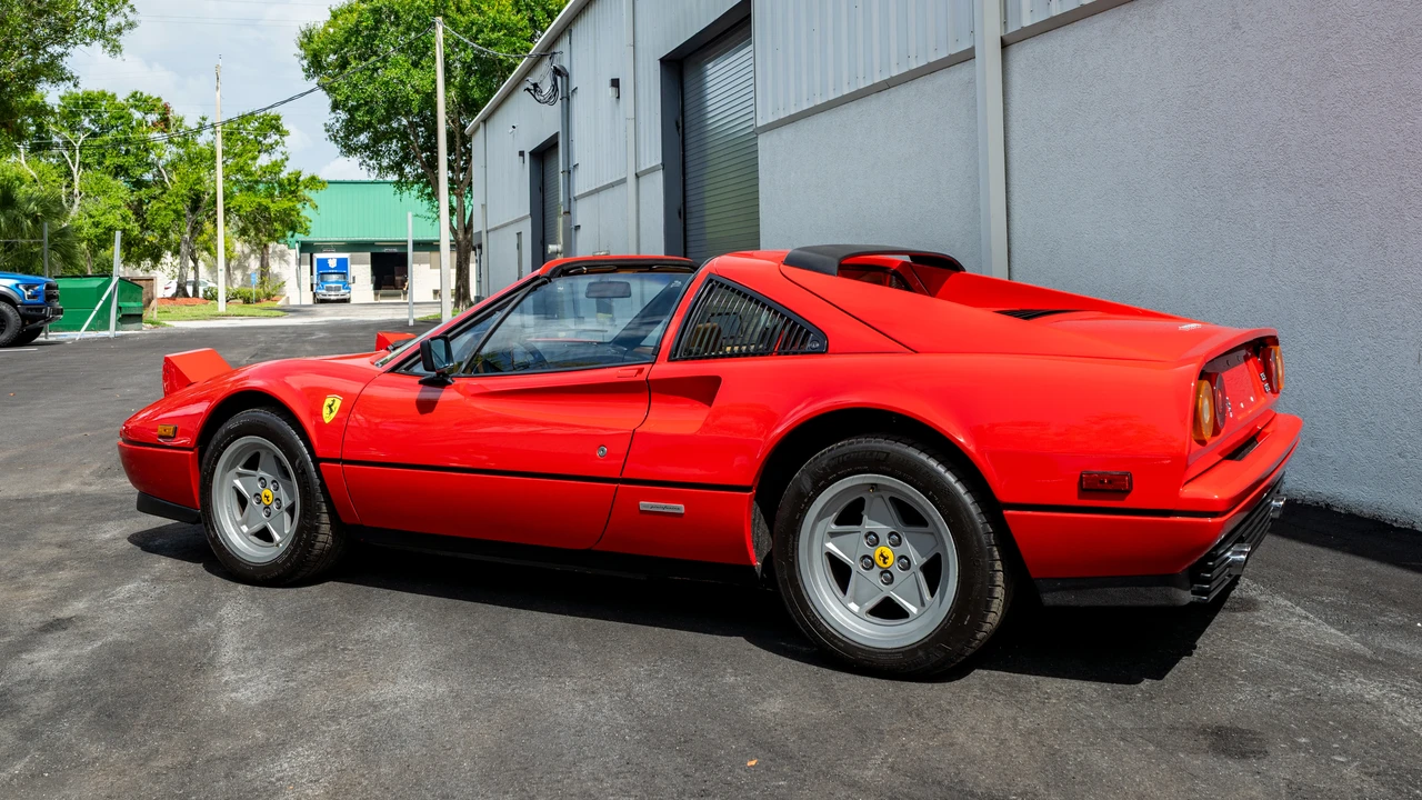 1987 Ferrari 328 GTS - Image 5 of 31