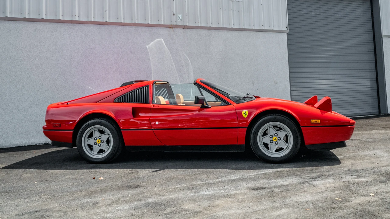 1987 Ferrari 328 GTS - Image 3 of 31