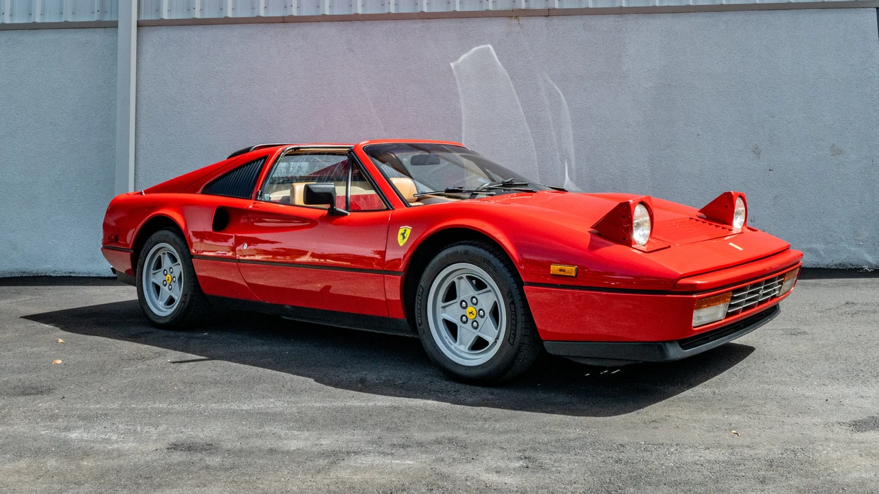 1987 Ferrari 328 GTS - Image 2 of 31