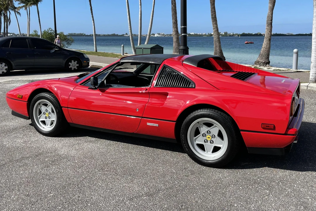 1987 Ferrari 328 GTS - Image 4 of 31