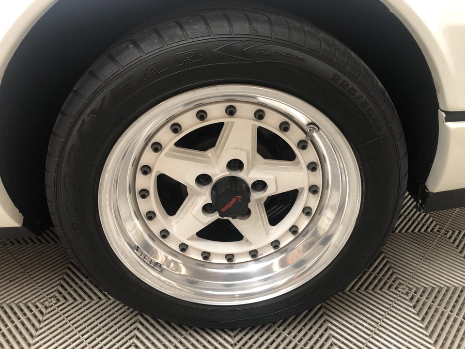 1987 Ferrari 328 GTS - Image 16 of 31