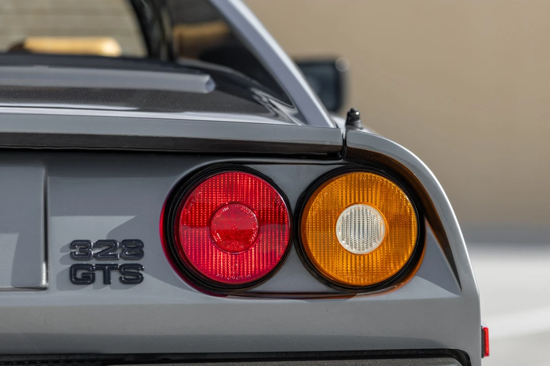 1987 Ferrari 328 GTS - Image 17 of 31