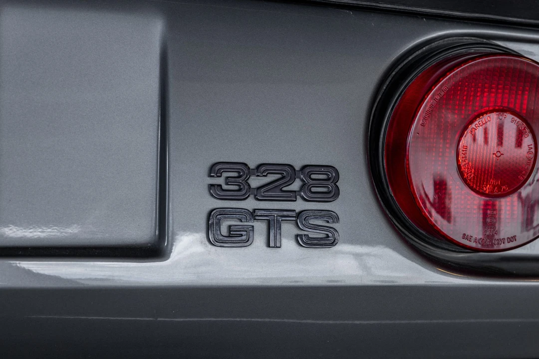 1987 Ferrari 328 GTS - Image 26 of 31