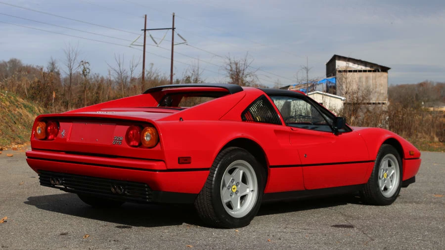 1987 Ferrari 328 GTS - Image 3 of 24