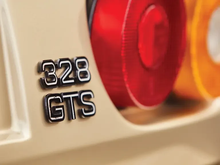 1987 Ferrari 328 GTS - Image 9 of 30
