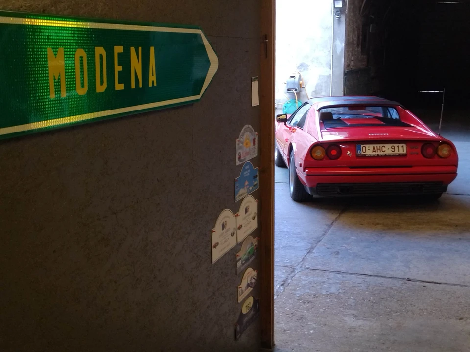 1987 Ferrari 328 GTS - Image 10 of 31