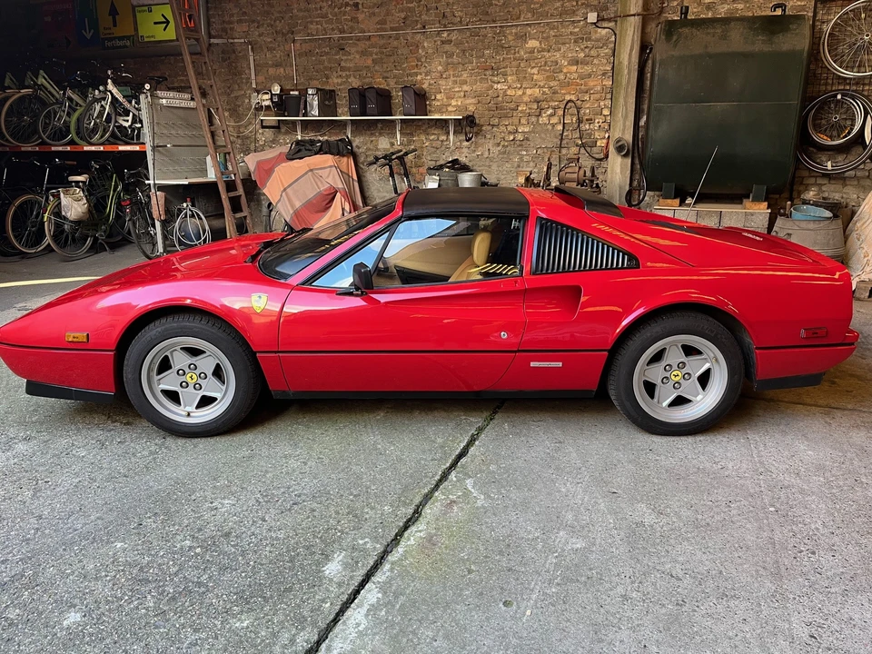 1987 Ferrari 328 GTS - Image 9 of 31