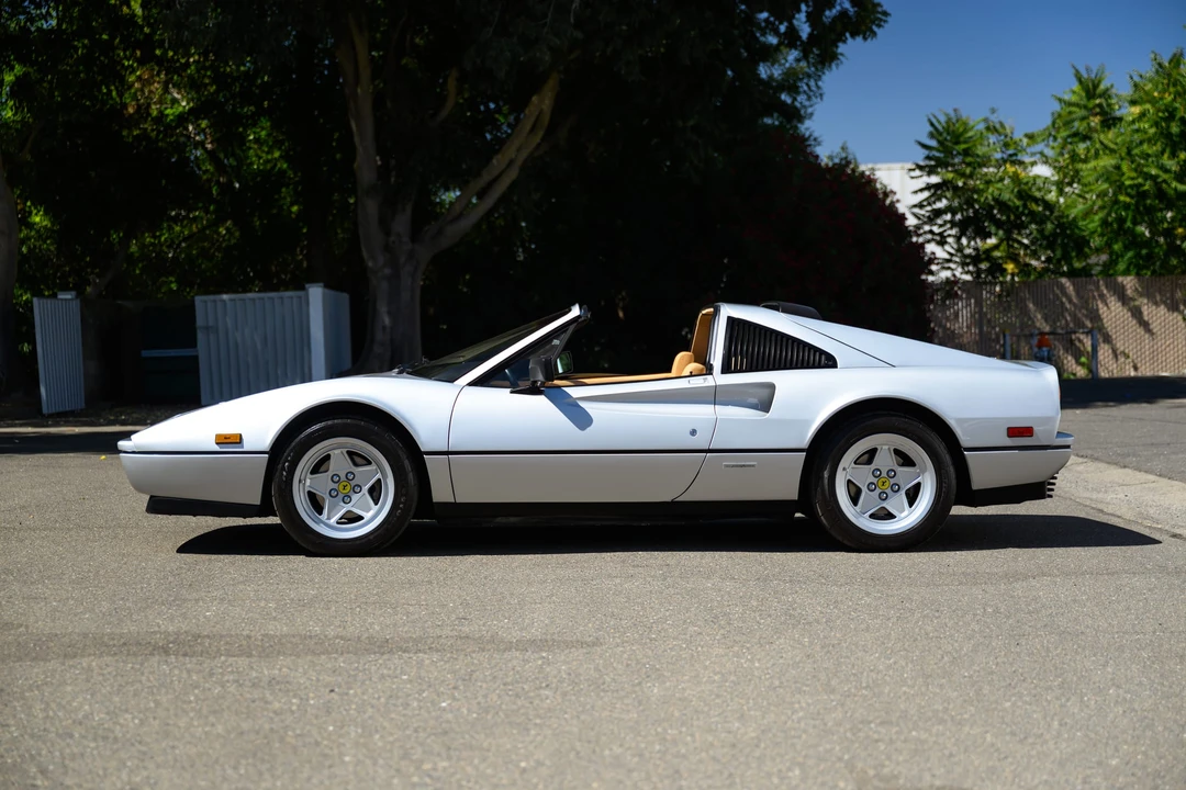 1987 Ferrari 328 GTS - Image 11 of 31