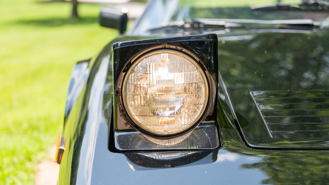 1987 Ferrari 328 GTS - Image 18 of 31