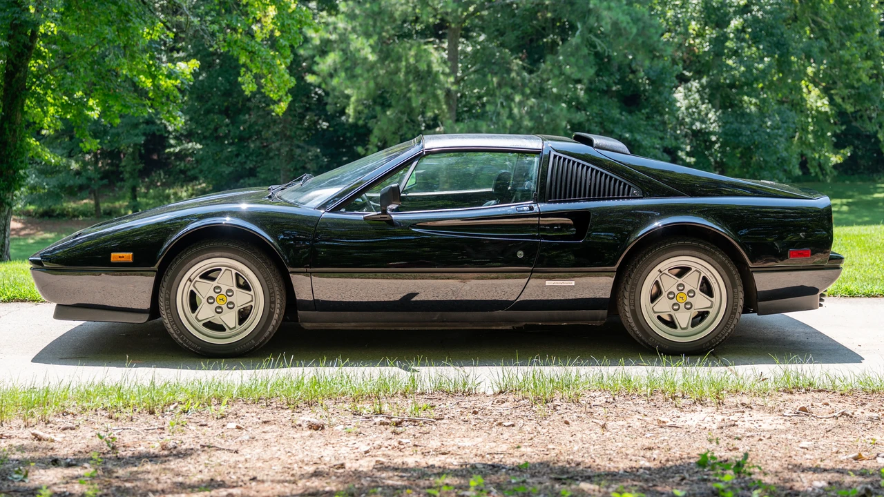 1987 Ferrari 328 GTS - Image 15 of 31