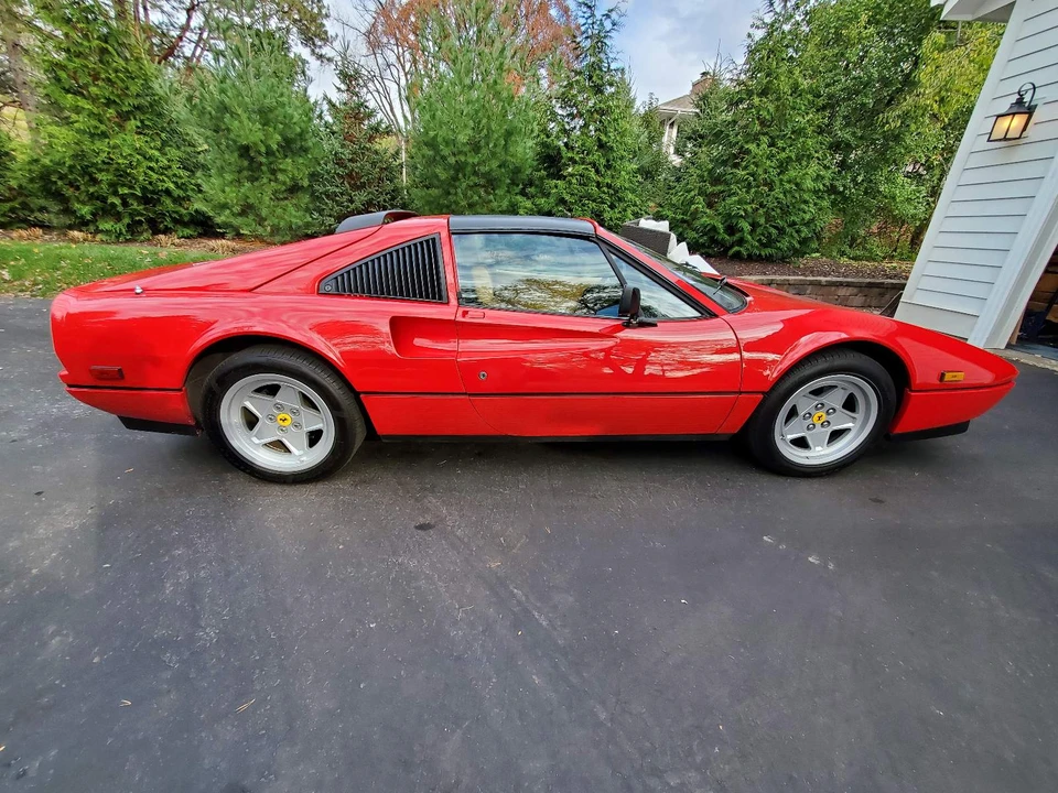 1987 Ferrari 328 GTS - Image 16 of 31