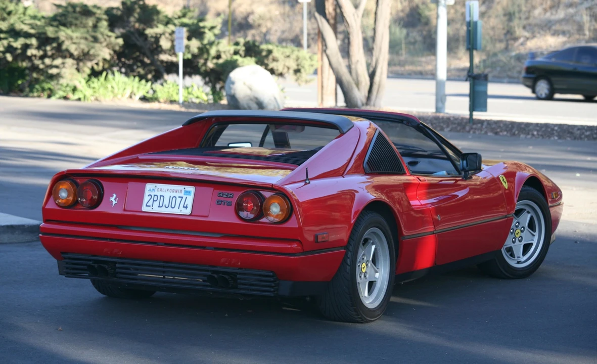 1987 Ferrari 328 GTS - Image 17 of 31