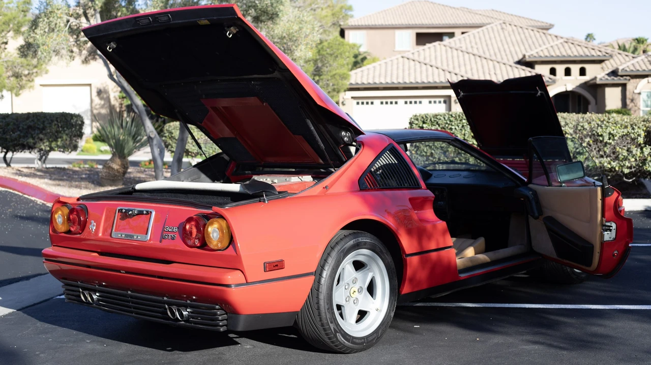 1987 Ferrari 328 GTS - Image 12 of 31