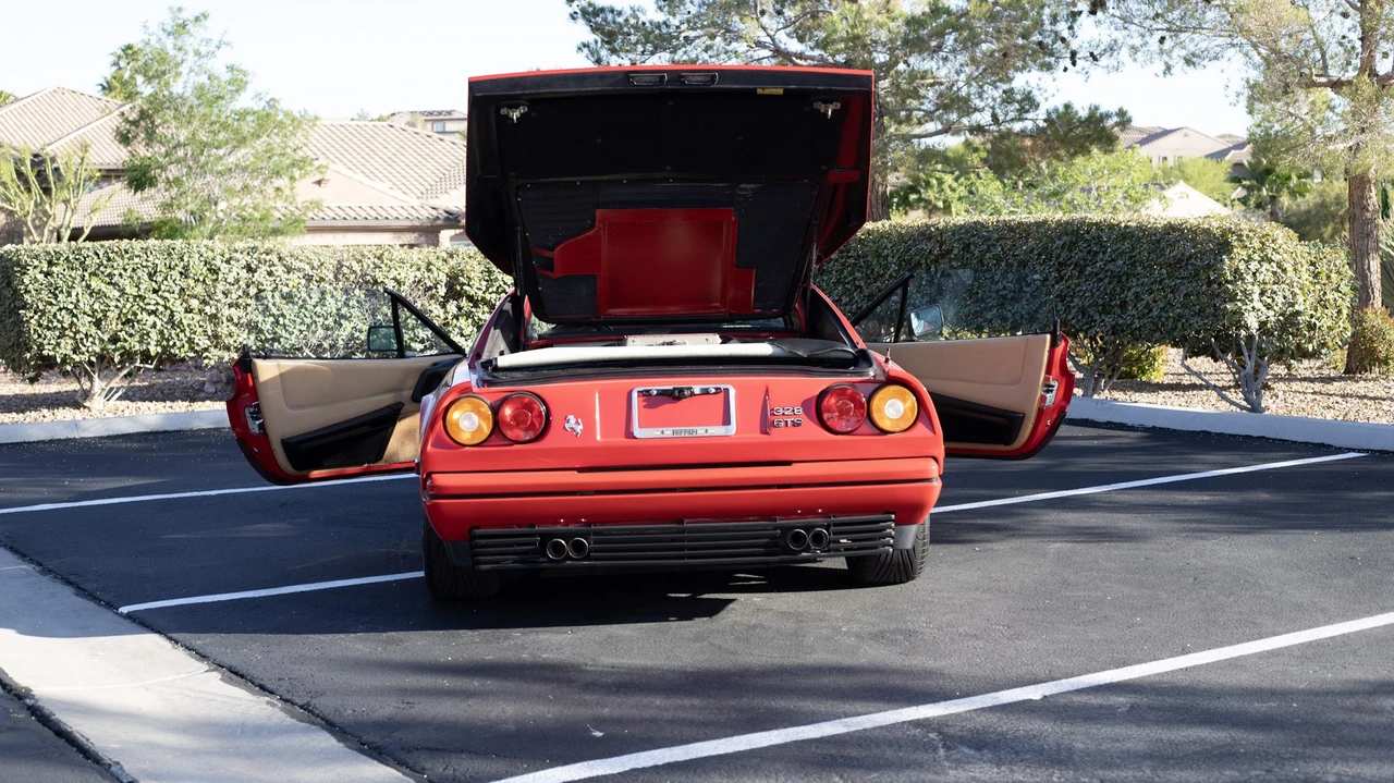 1987 Ferrari 328 GTS - Image 17 of 31