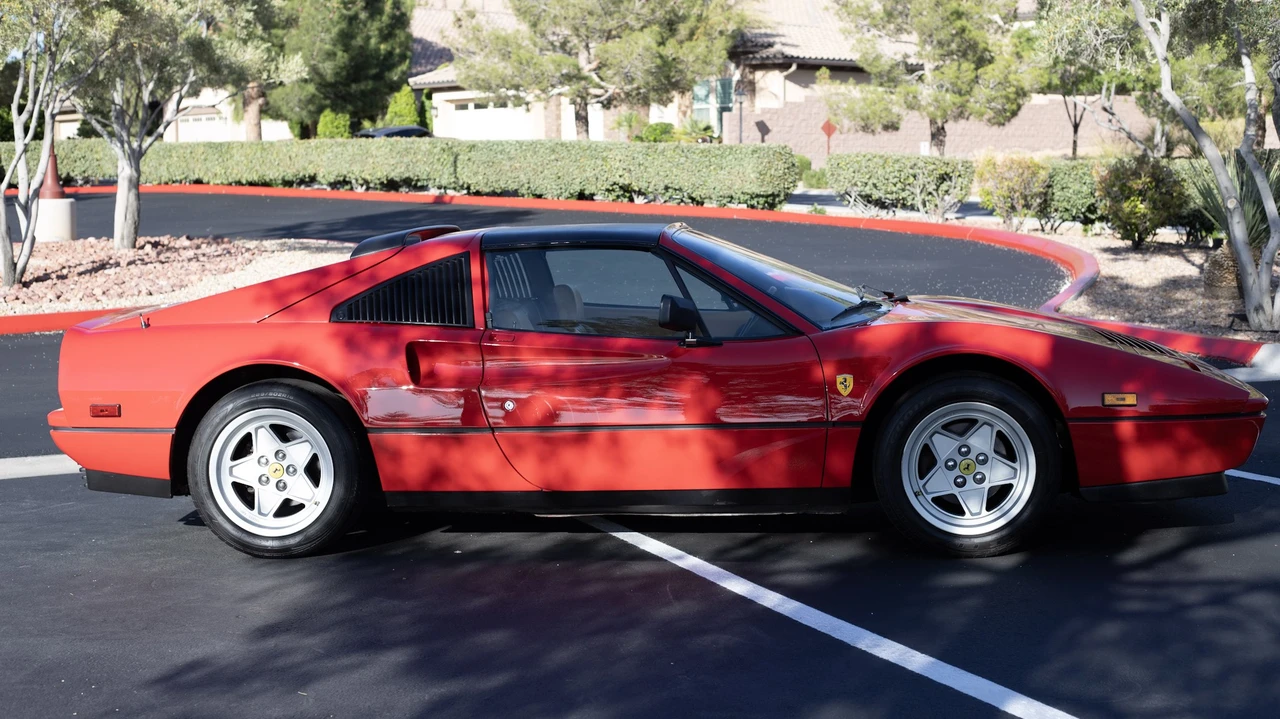1987 Ferrari 328 GTS - Image 9 of 31