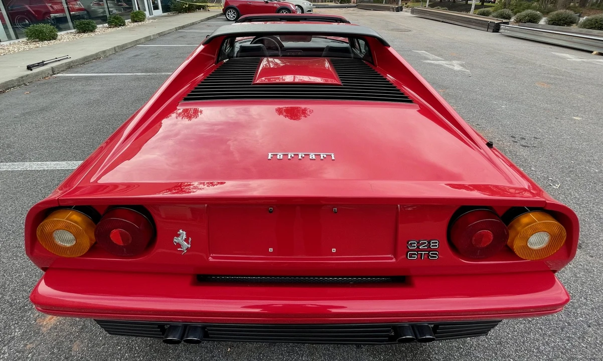 1987 Ferrari 328 GTS - Image 19 of 31