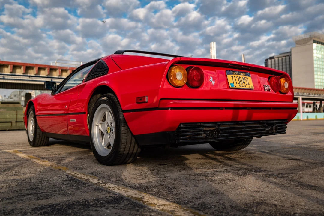 1987 Ferrari 328 GTS - Image 17 of 31