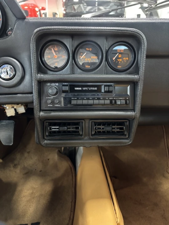 1987 Ferrari 328 - Image 8 of 10