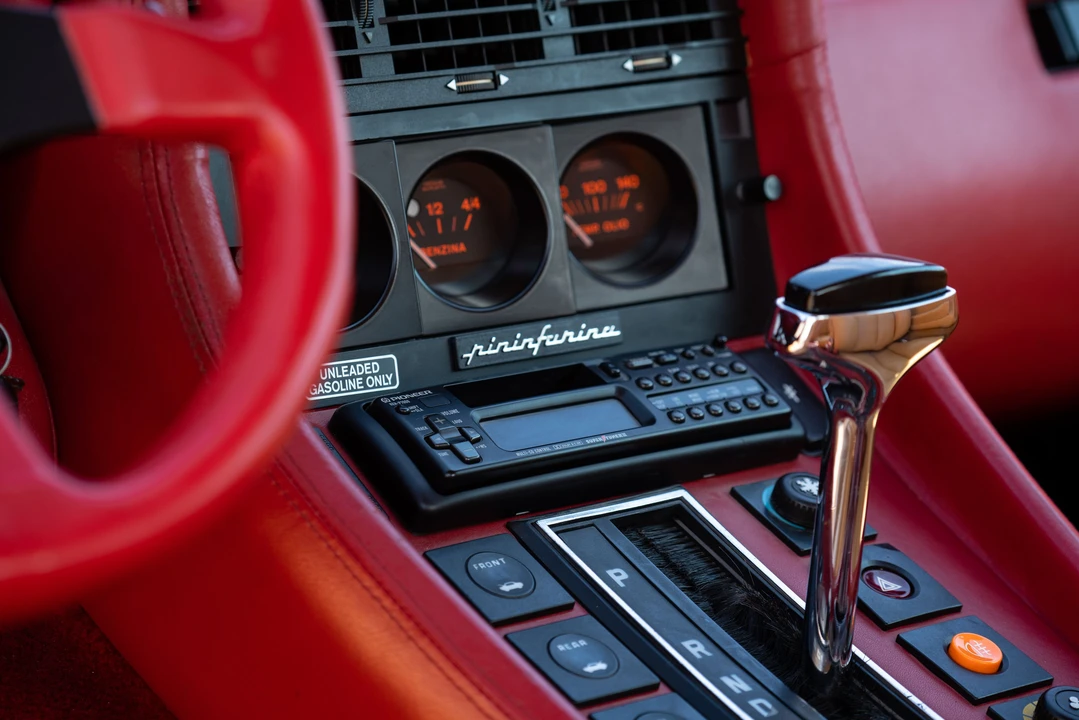 1987 Ferrari 412 - Image 27 of 31