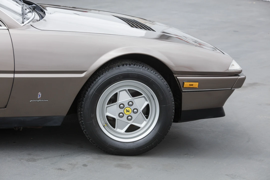 1987 Ferrari 412 - Image 26 of 31