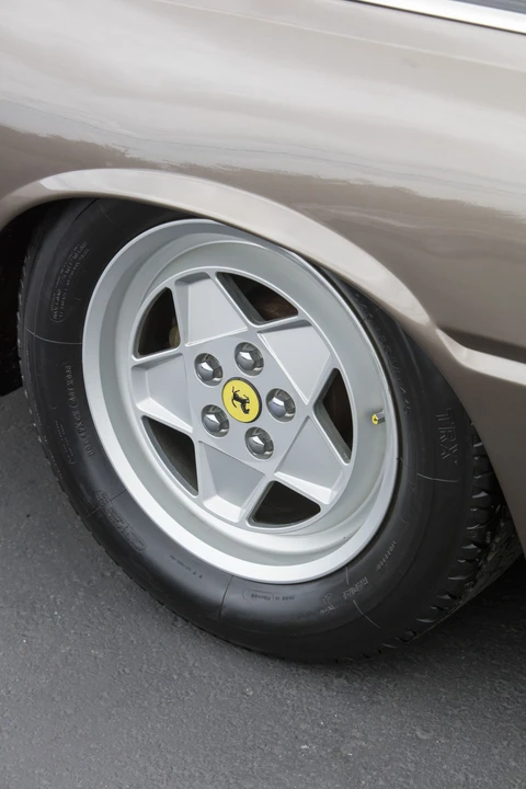 1987 Ferrari 412 - Image 30 of 31