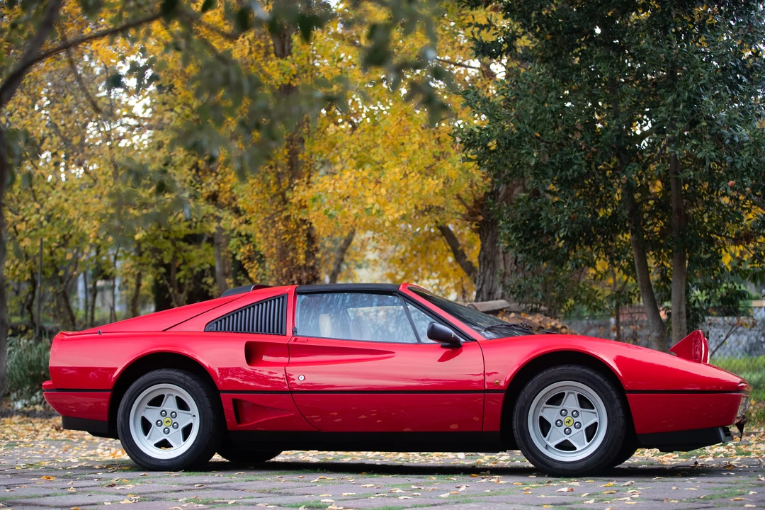1987 Ferrari 308 - Image 18 of 31