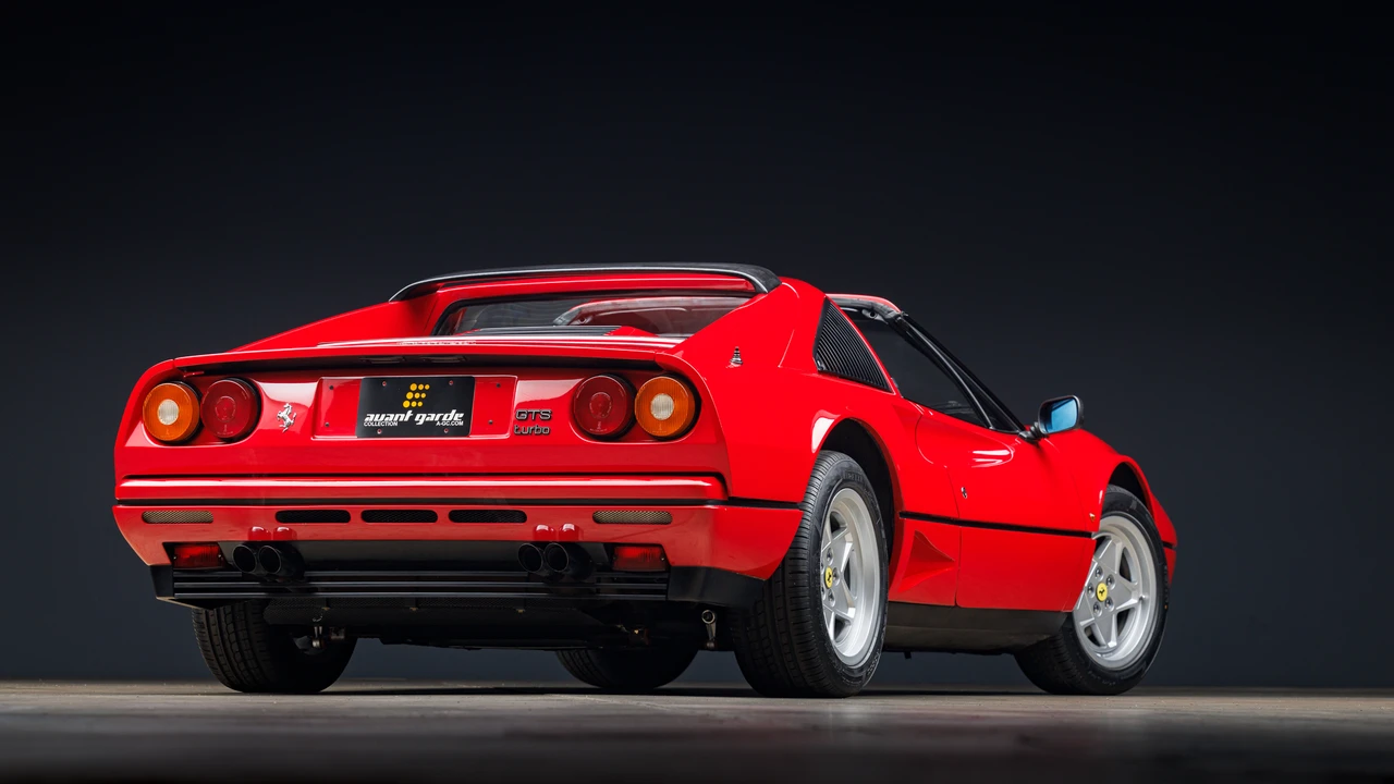 1987 Ferrari 328 GTS Turbo - Image 25 of 31