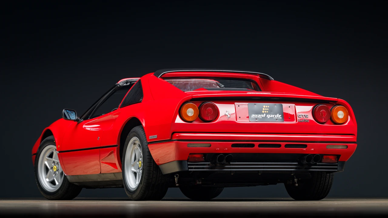 1987 Ferrari 328 GTS Turbo - Image 29 of 31