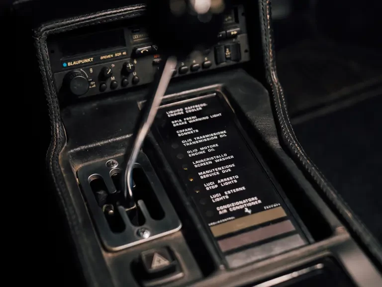 1987 Ferrari Mondial 3.2 - Image 18 of 31