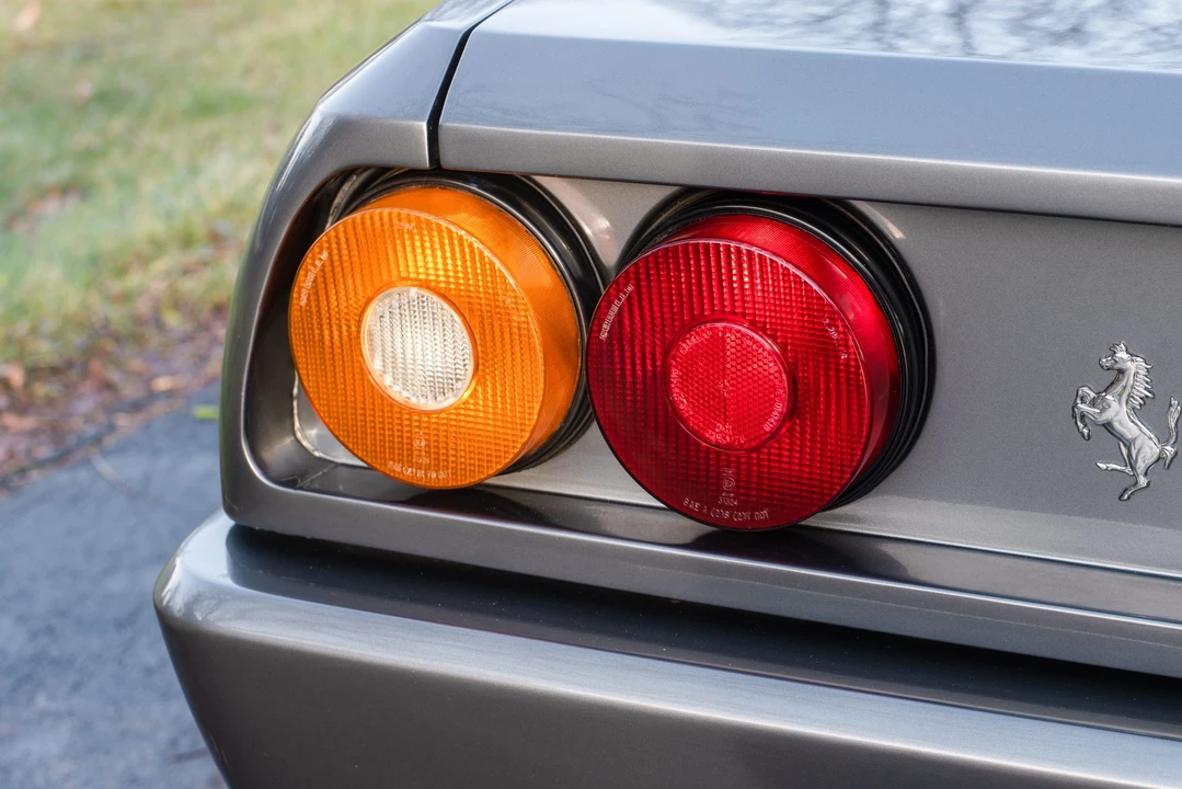 1987 Ferrari Mondial 3.2 - Image 28 of 31