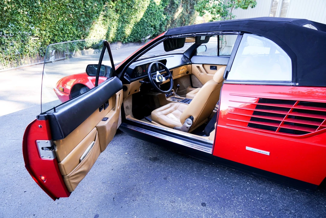 1987 Ferrari Mondial 3.2 - Image 28 of 31